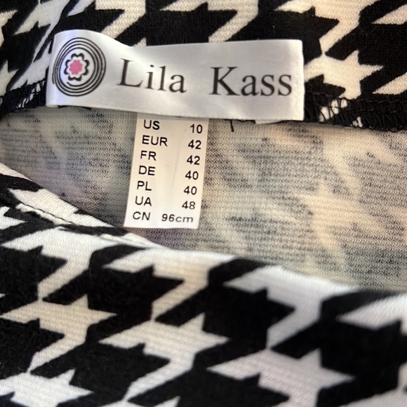 Lila Kass houndstooth design with red and black accents! - Picture 3 of 3